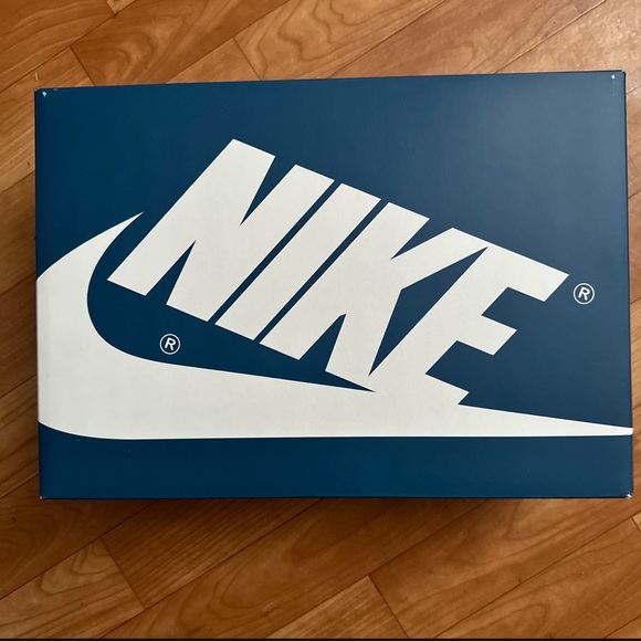 Air Jordan 1 Retro High OG ‘True Blue’ - Picture 10 of 10